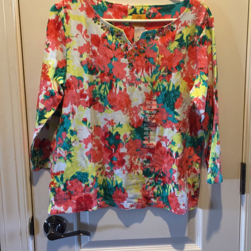 Ruby Rd. 3/4 sleeve floral printed top.